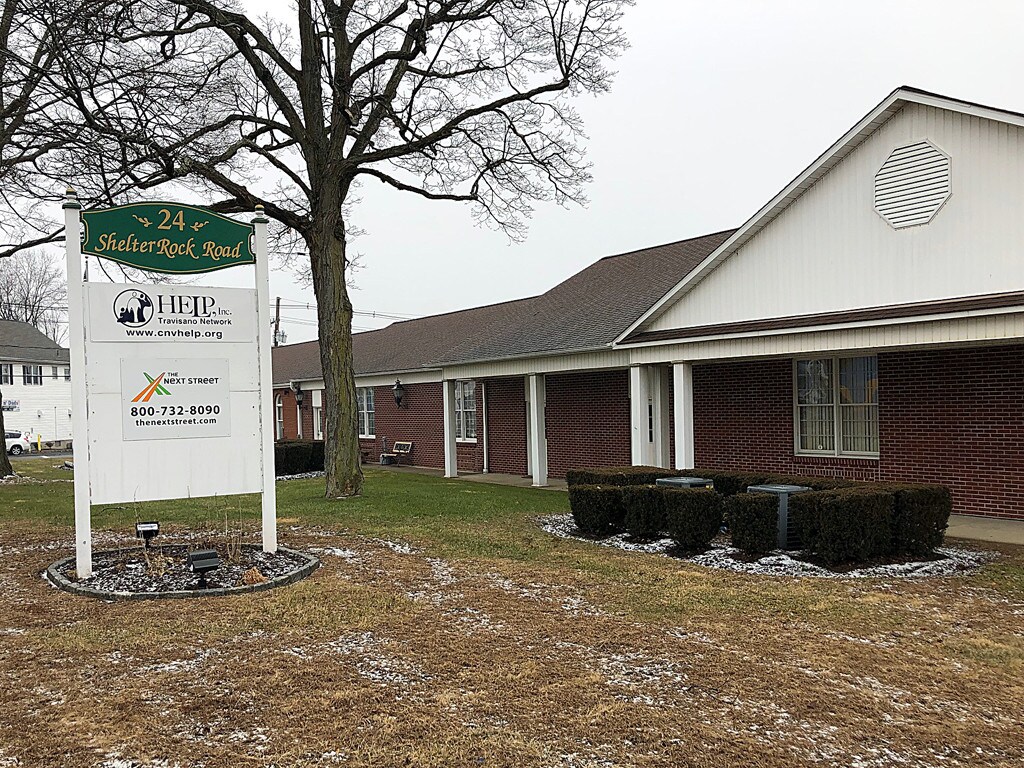 24 Shelter Rock Rd, Danbury, CT, 06810 Office/Medical Space For Lease