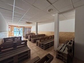 Retail in Castelldefels, Barcelona for lease Interior Photo- Image 2 of 10