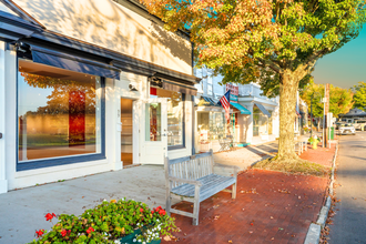 99 Jobs Ln, Southampton, NY for lease Building Photo- Image 1 of 17