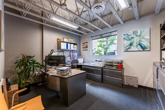 4045 3rd Ave, San Diego, CA for lease Building Photo- Image 2 of 5