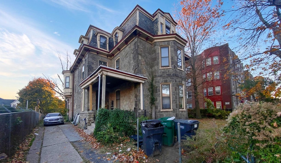 5214 Wayne Ave, Philadelphia, PA for sale - Building Photo - Image 2 of 18