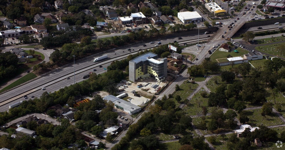 3401 N Main St, Houston, TX for sale - Primary Photo - Image 1 of 1
