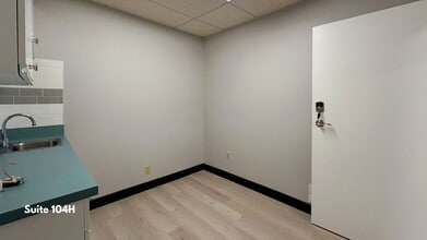 60 Westwood Ave, Waterbury, CT for lease Interior Photo- Image 1 of 29