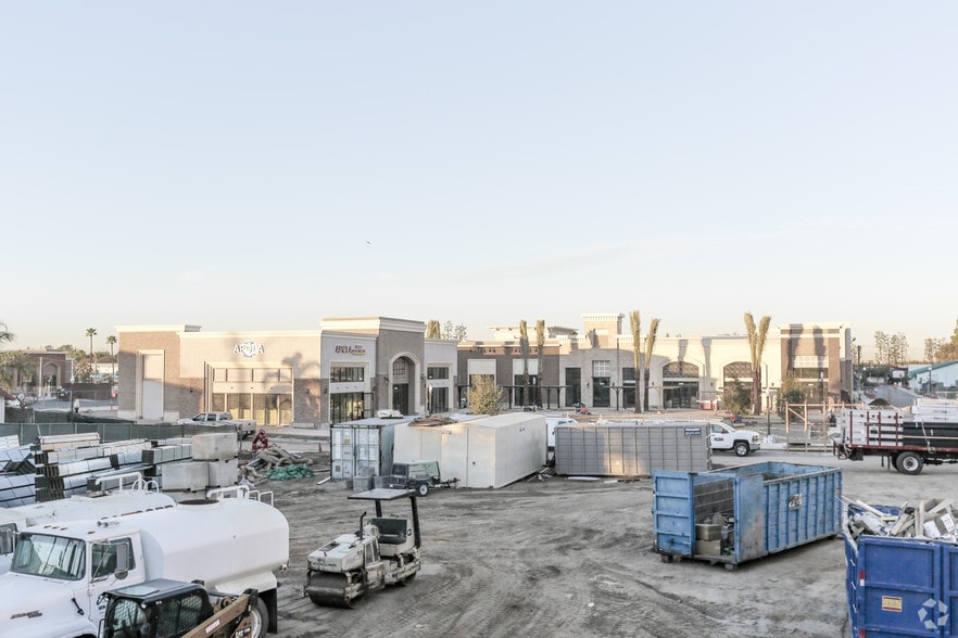 NEC Imperial Hwy & Yorba Linda Blvd, Yorba Linda, CA for lease - Primary Photo - Image 1 of 3