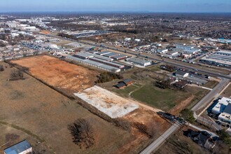 961 W Laurel Ave, Rogers, AR - AERIAL  map view - Image1