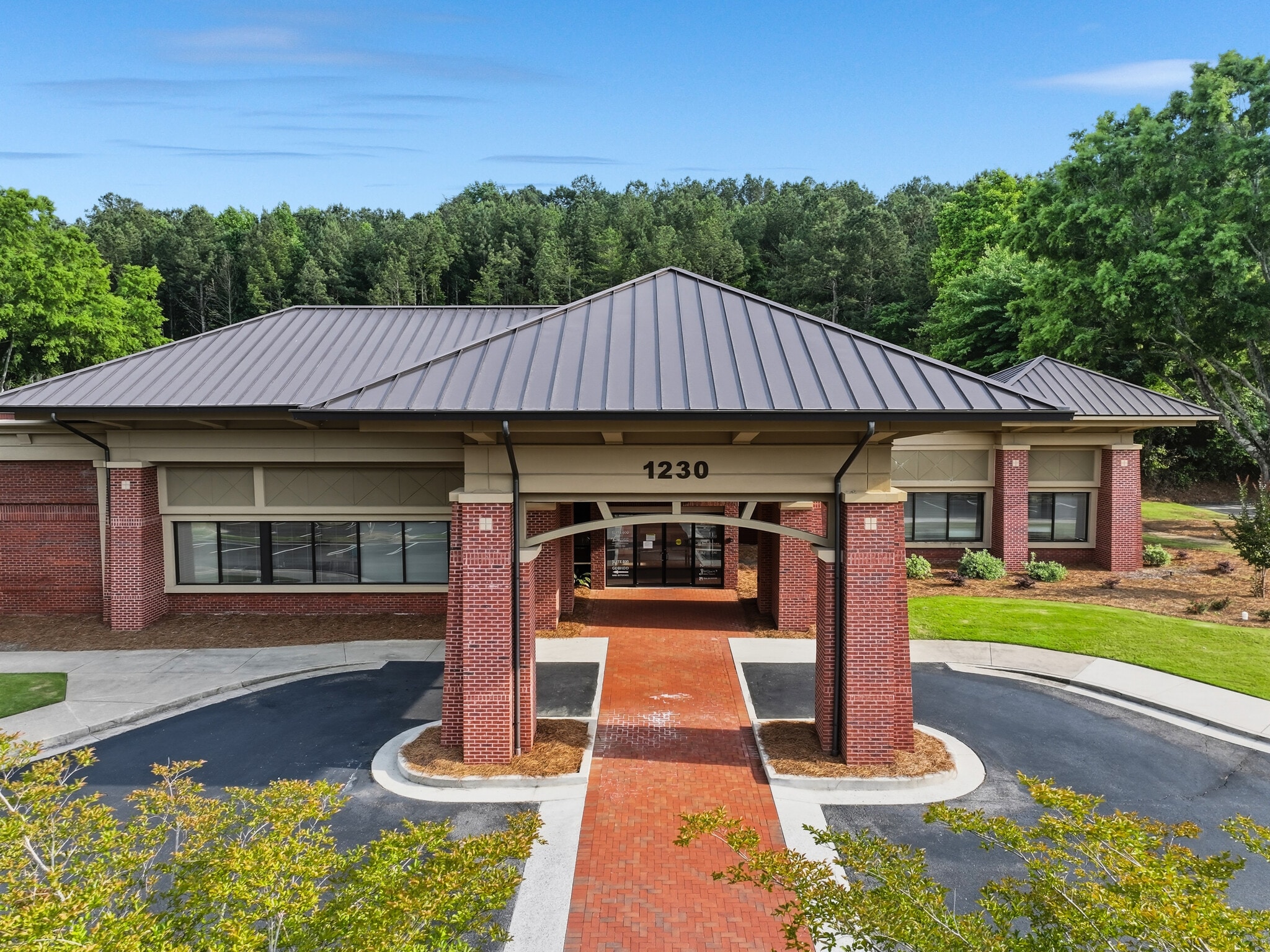 1230 Bald Ridge Marina Rd, Cumming, GA for lease Building Photo- Image 1 of 37