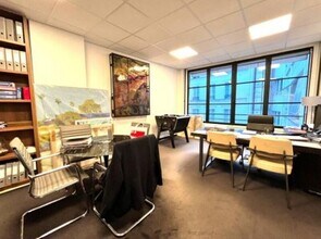 38 Rue Jean Mermoz, Paris for lease Interior Photo- Image 1 of 5
