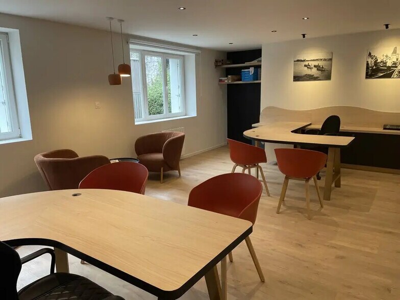 Office in Brest for lease - Interior Photo - Image 2 of 4