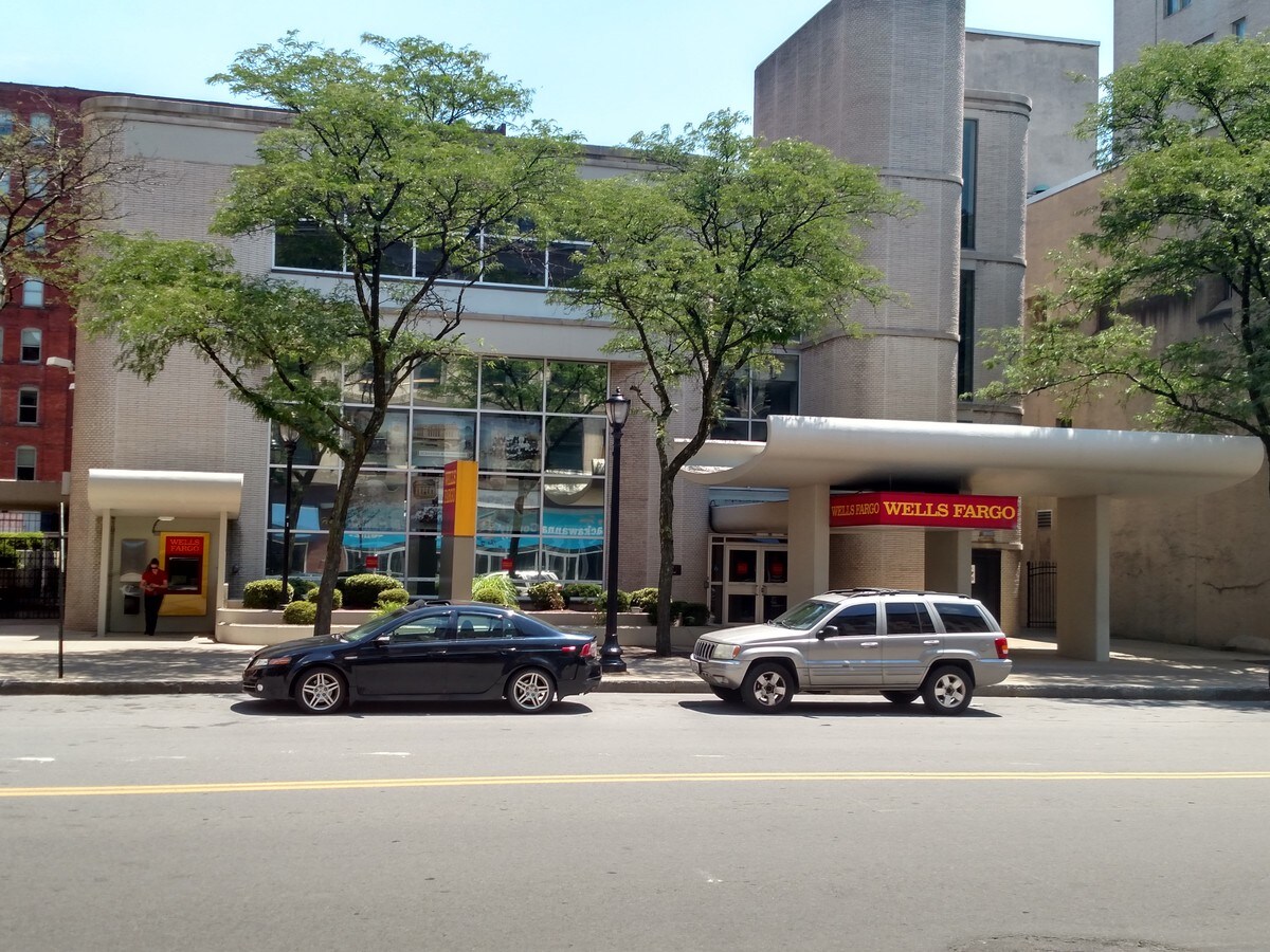 130 Wyoming Ave, Scranton, PA 18503