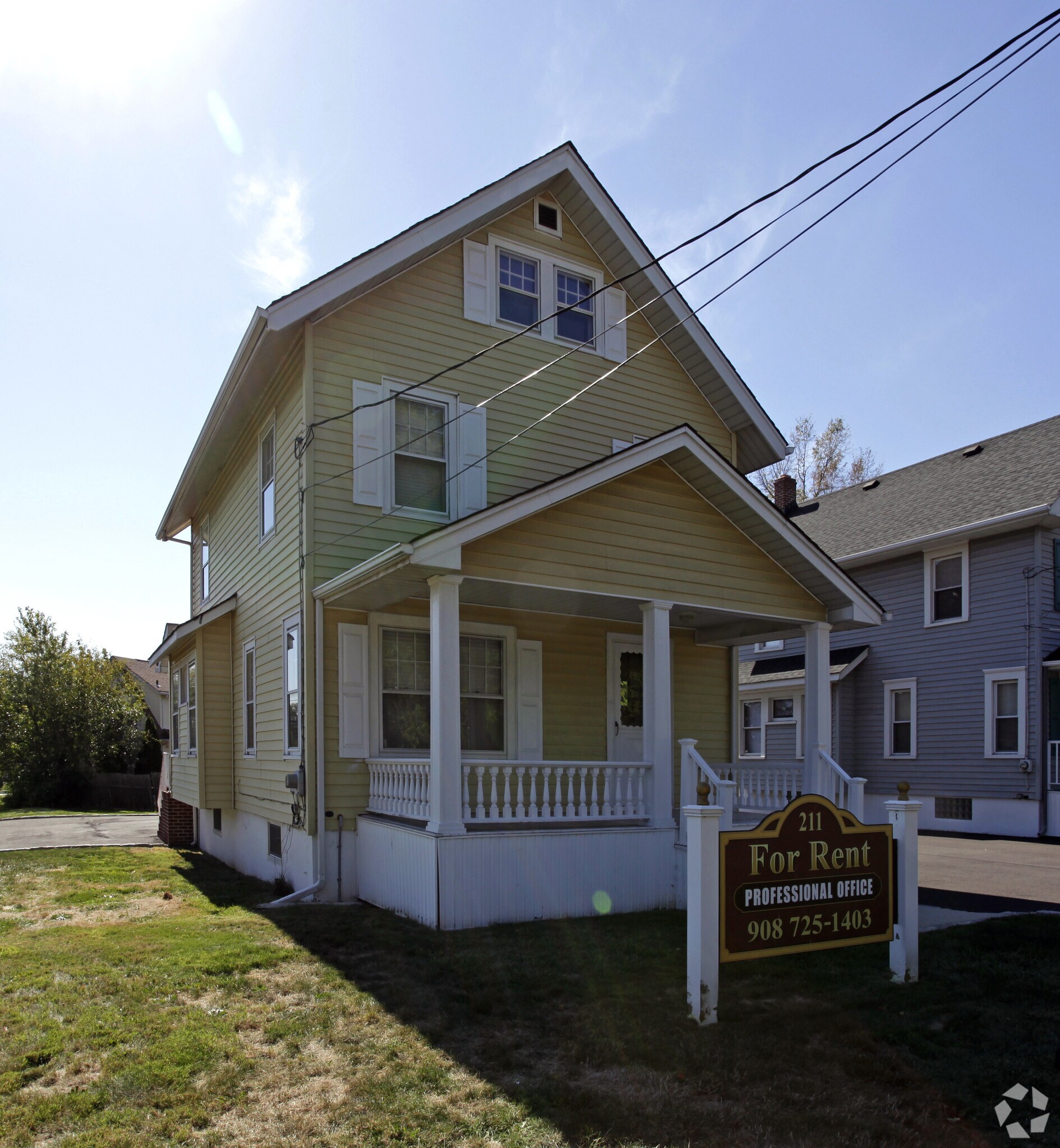 211 W End Ave, Raritan, NJ for sale Primary Photo- Image 1 of 1