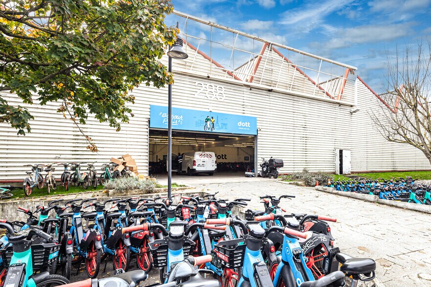 Flex in Aubervilliers for lease - Building Photo - Image 3 of 3