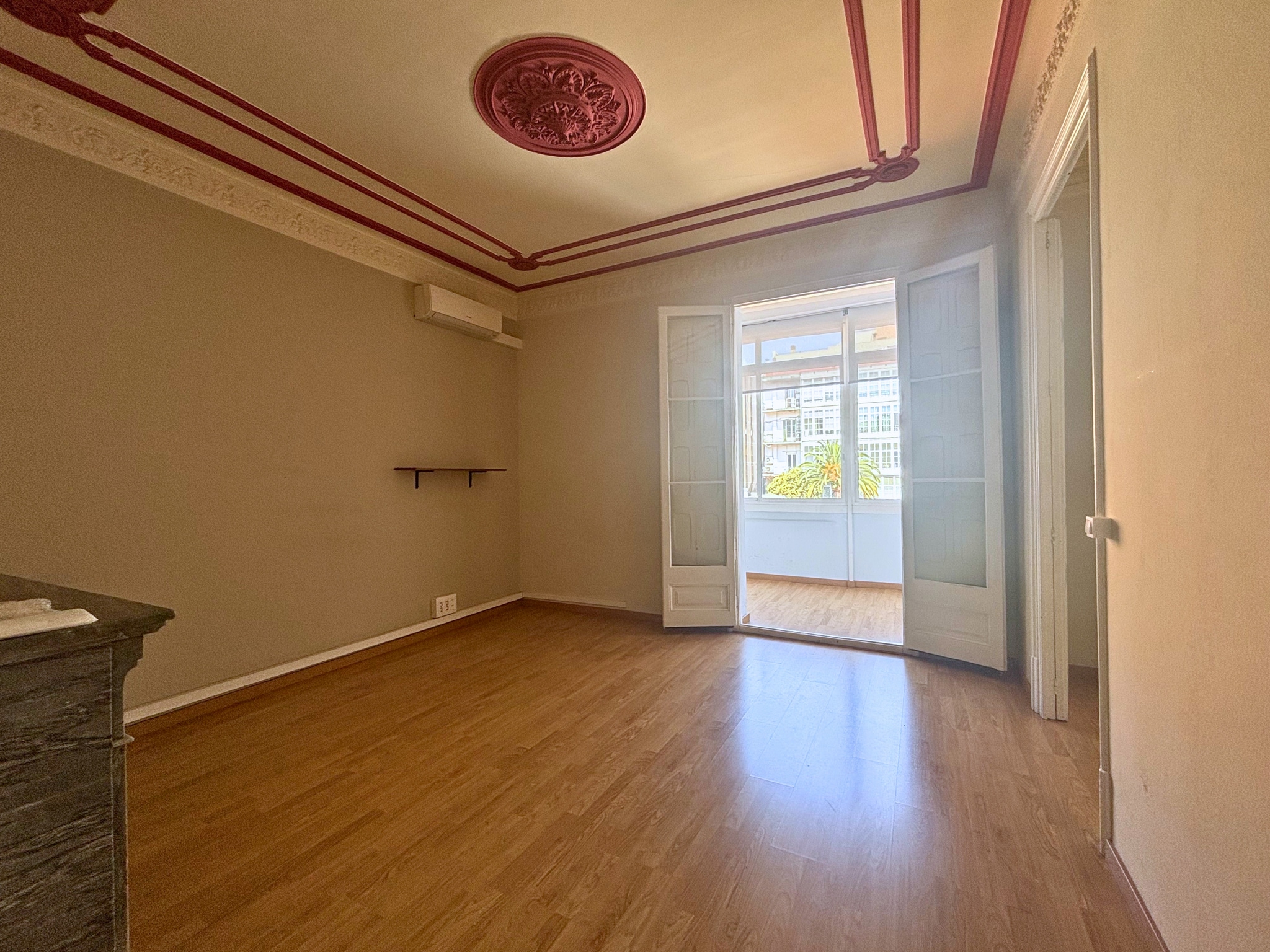 Office in Barcelona, Barcelona for lease Interior Photo- Image 1 of 45