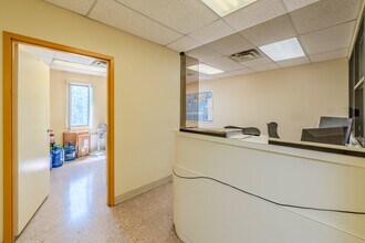 98 James St, Edison, NJ for lease Interior Photo- Image 2 of 23