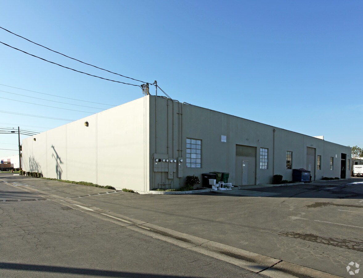 14291445 W Collins Ave, Orange, CA 92867