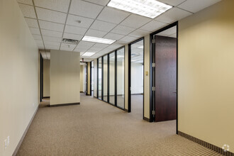 17950 Preston Rd, Dallas, TX for lease Interior Photo- Image 2 of 5