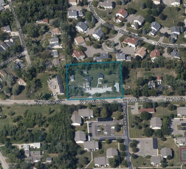 42820 W 14 Mile Rd, Walled Lake, MI for sale - Primary Photo - Image 1 of 1