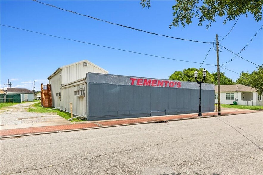 435 Sala Ave, Westwego, LA for sale - Building Photo - Image 2 of 28