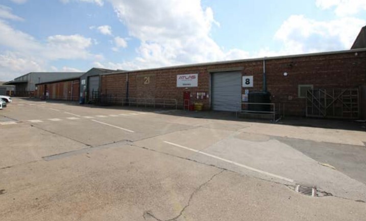 West Carr Ln, Hull for lease - Building Photo - Image 1 of 2