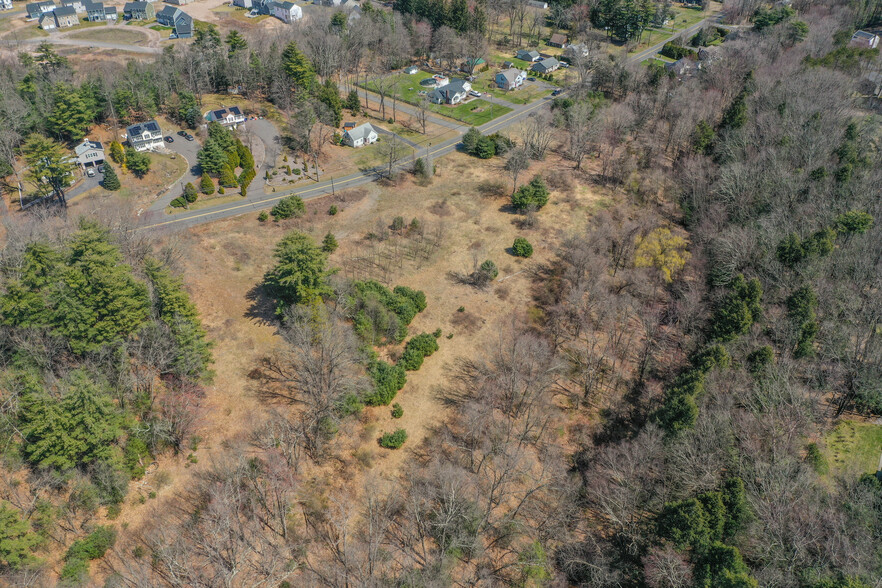 45 Hoskins Rd, Simsbury, CT for sale - Aerial - Image 1 of 4