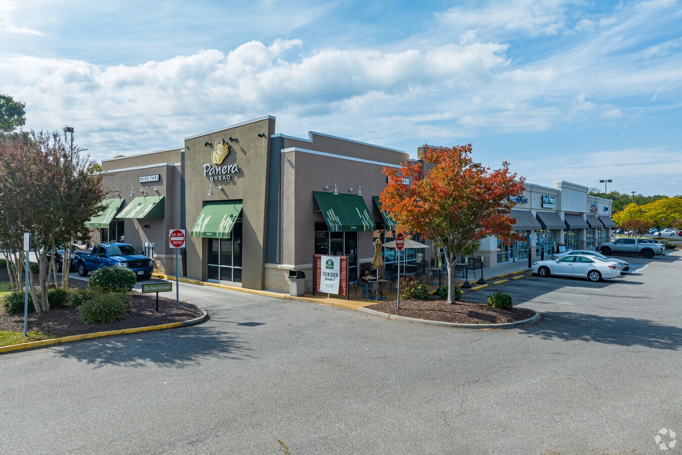 12540 Jefferson Davis Hwy, Chester, VA 23831 Shoppes at Breckenridge