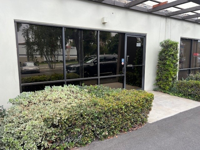 551-581 W Covina Blvd, San Dimas, CA for lease Interior Photo- Image 1 of 5