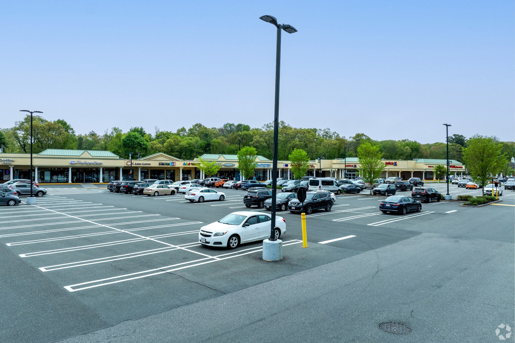 413-505 Paradise Rd, Swampscott, MA for sale Primary Photo- Image 1 of 1