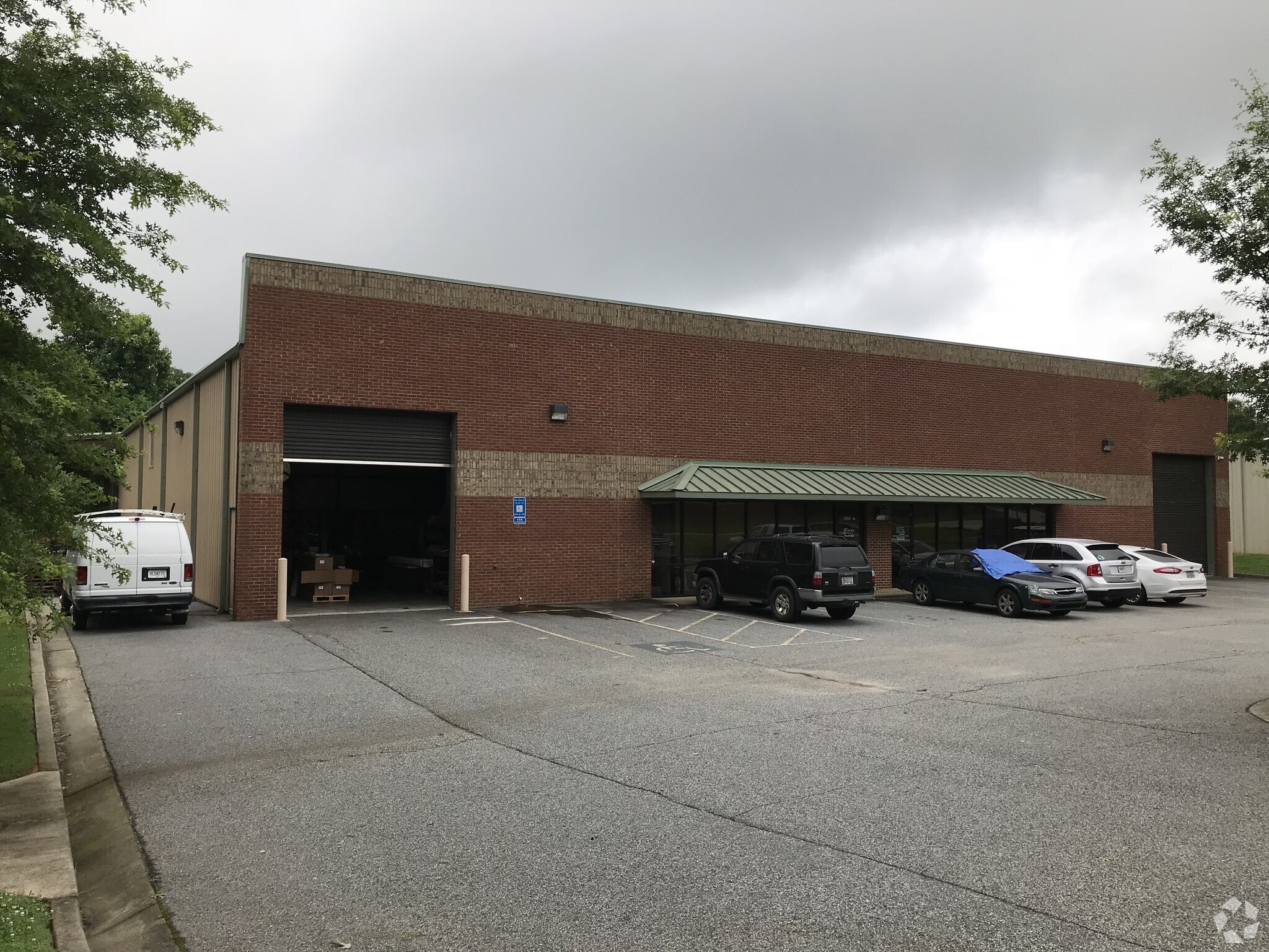 1550 University Dr, Auburn, GA for sale Primary Photo- Image 1 of 1