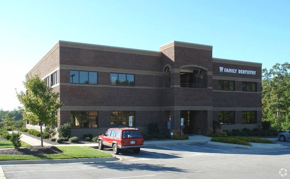 190 Rosewood Centre Dr, Holly Springs, NC for lease - Building Photo - Image 3 of 10