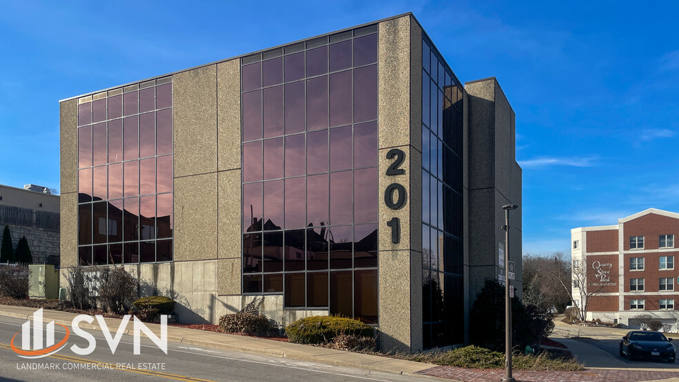 201 Houston St, Batavia, IL for lease - Building Photo - Image 1 of 10