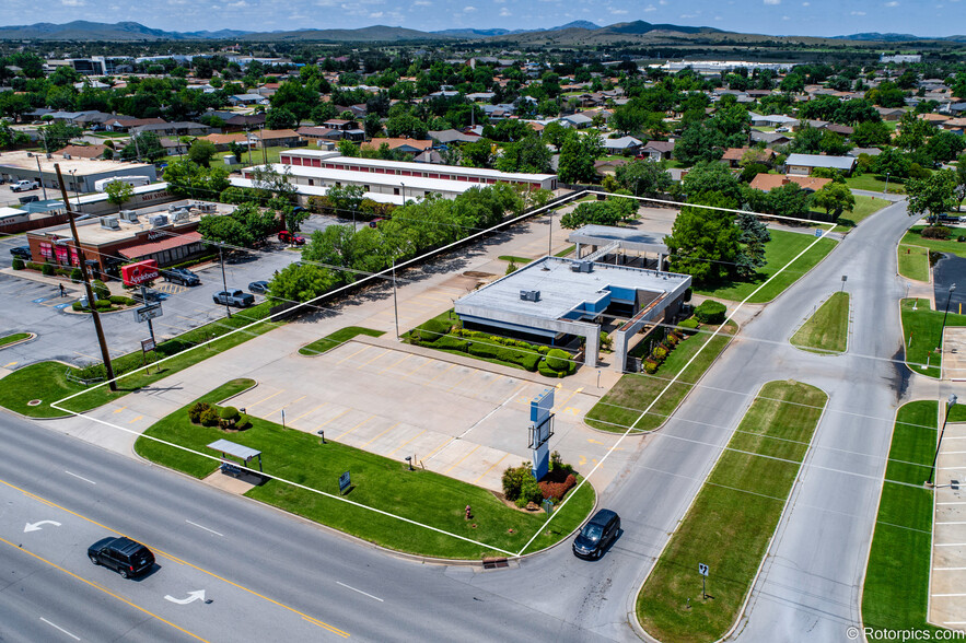 6201 NW Cache Rd, Lawton, OK for sale - Building Photo - Image 1 of 15