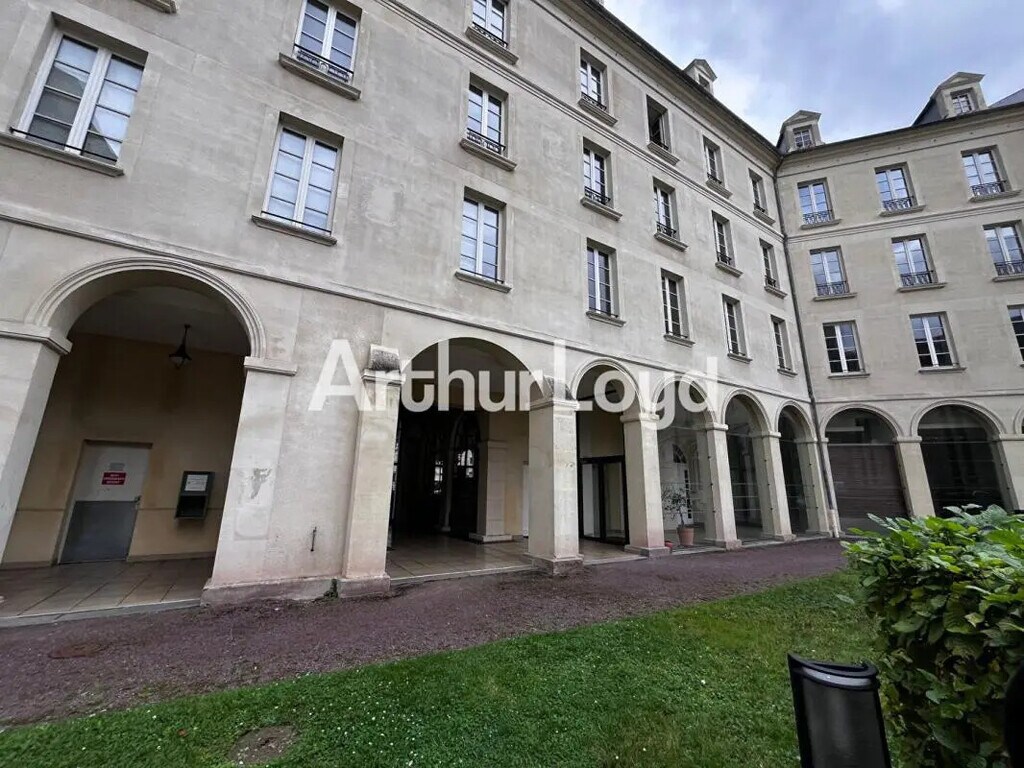 Location Bureaux 104 m² - Photo 1