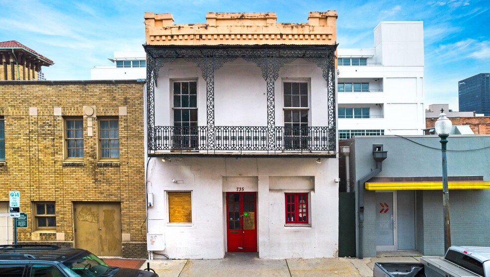 735 St Joseph St, New Orleans, LA for lease - Building Photo - Image 1 of 17