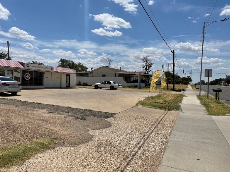 1214 Tahoka Rd, Brownfield, TX for sale - Building Photo - Image 3 of 5