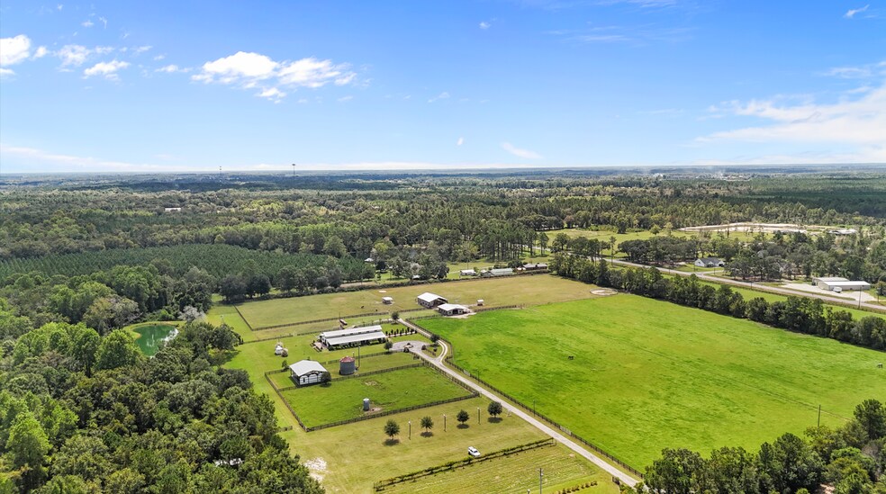 10608 Lanes Bridge rd, Jesup, GA for sale - Commercial Listing Video - Image 2 of 11