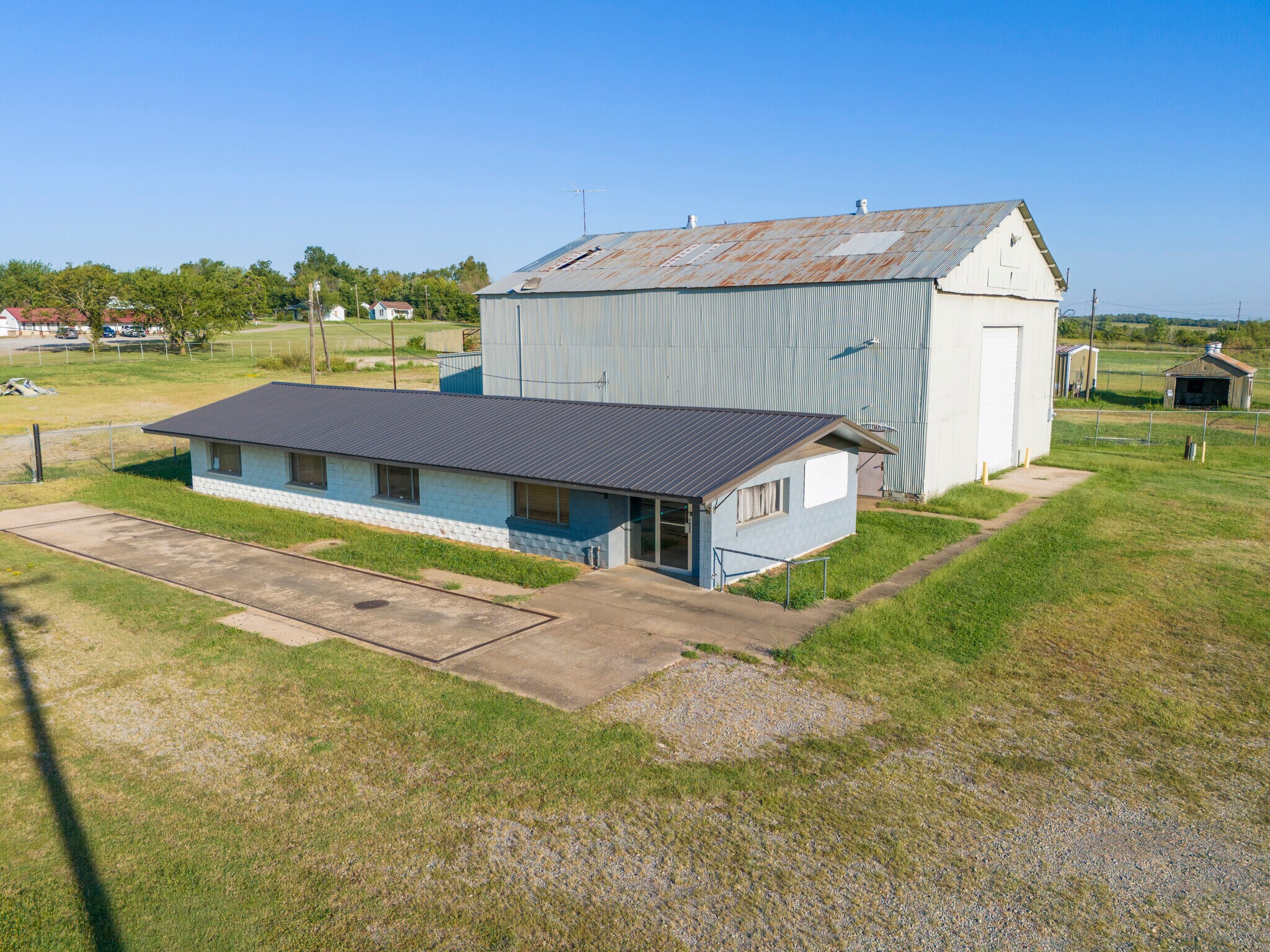 600 W Cherry St, Cushing, OK for sale Building Photo- Image 1 of 1