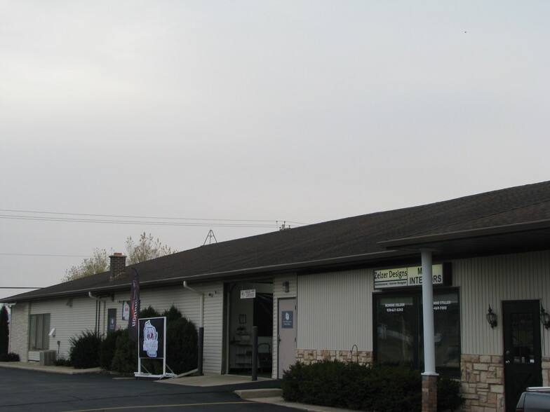 1780 Allouez Ave, Green Bay, WI for lease - Building Photo - Image 3 of 10