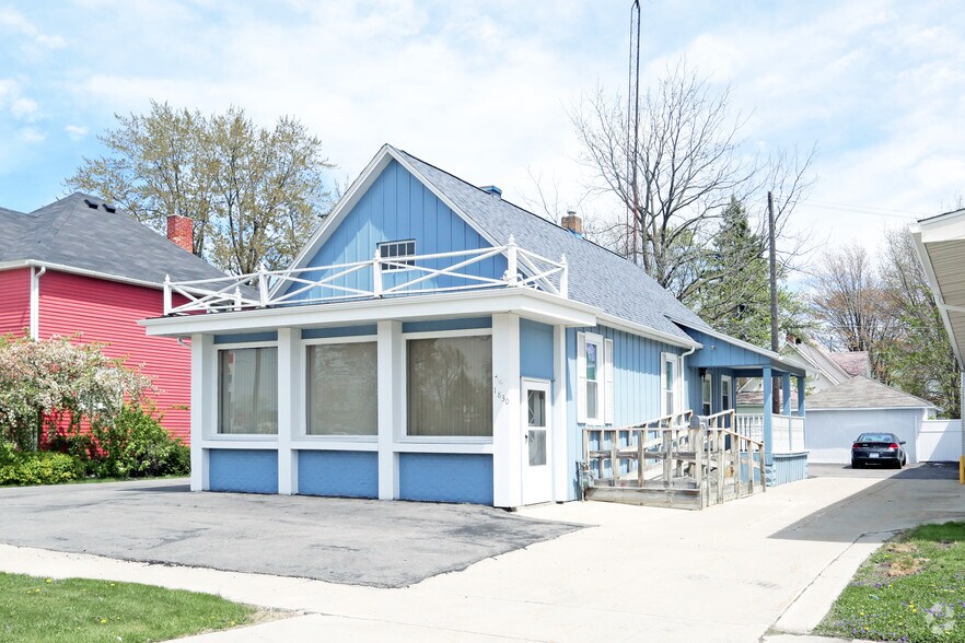 1830 Pine Grove, Port Huron, MI 48060