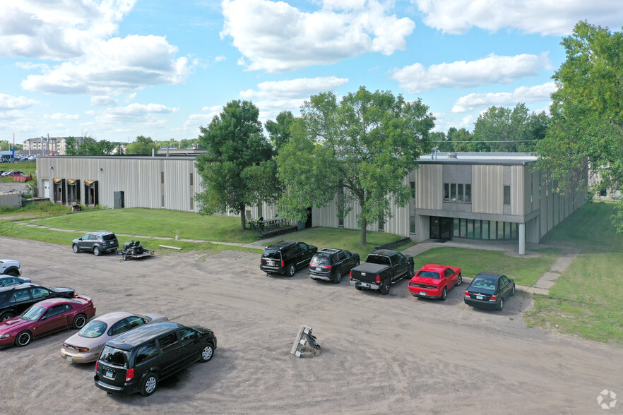 794 SW 15th St, Forest Lake, MN for sale - Primary Photo - Image 1 of 1