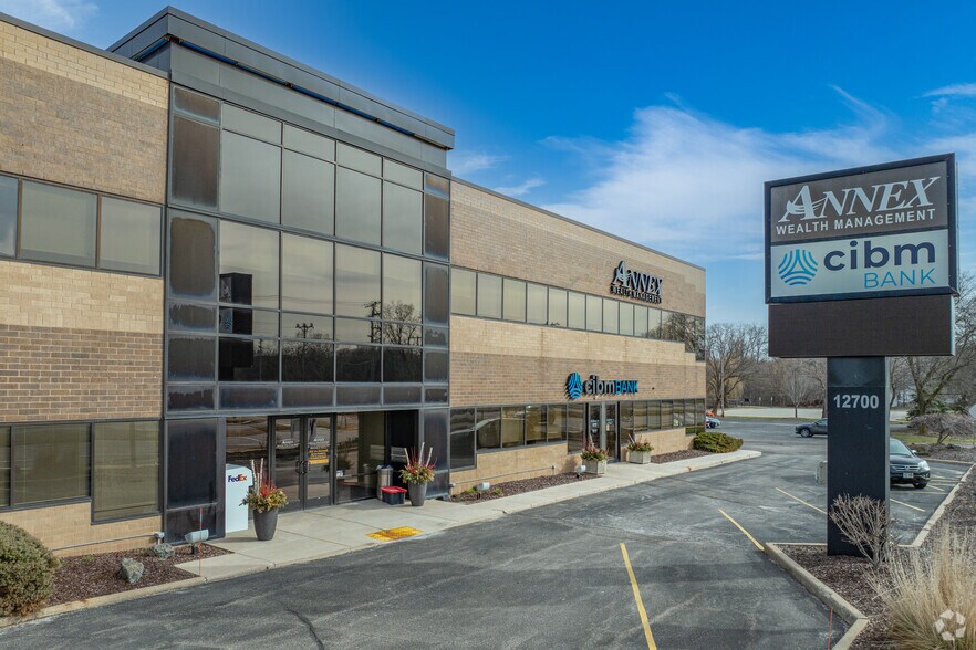 12700 W Bluemound Rd, Elm Grove, WI 53122 Annex Wealth Center