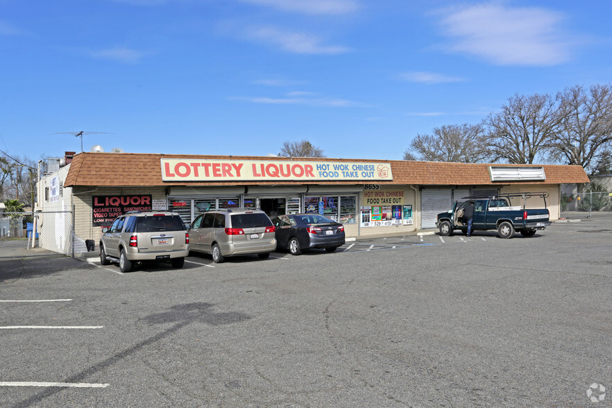 8647 Folsom Blvd, Sacramento, CA for sale - Primary Photo - Image 1 of 1