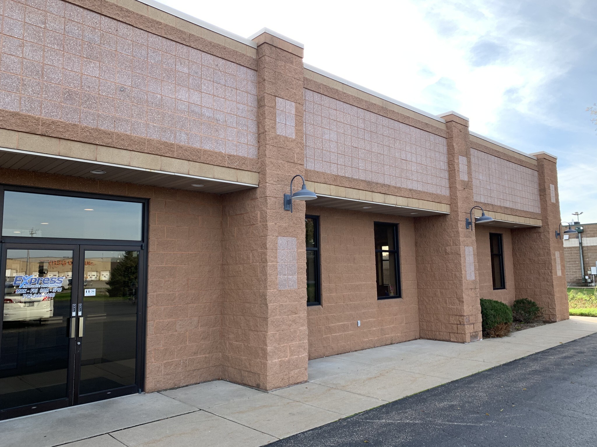 1001 Brilowski Rd, Stevens Point, WI for sale Building Photo- Image 1 of 1