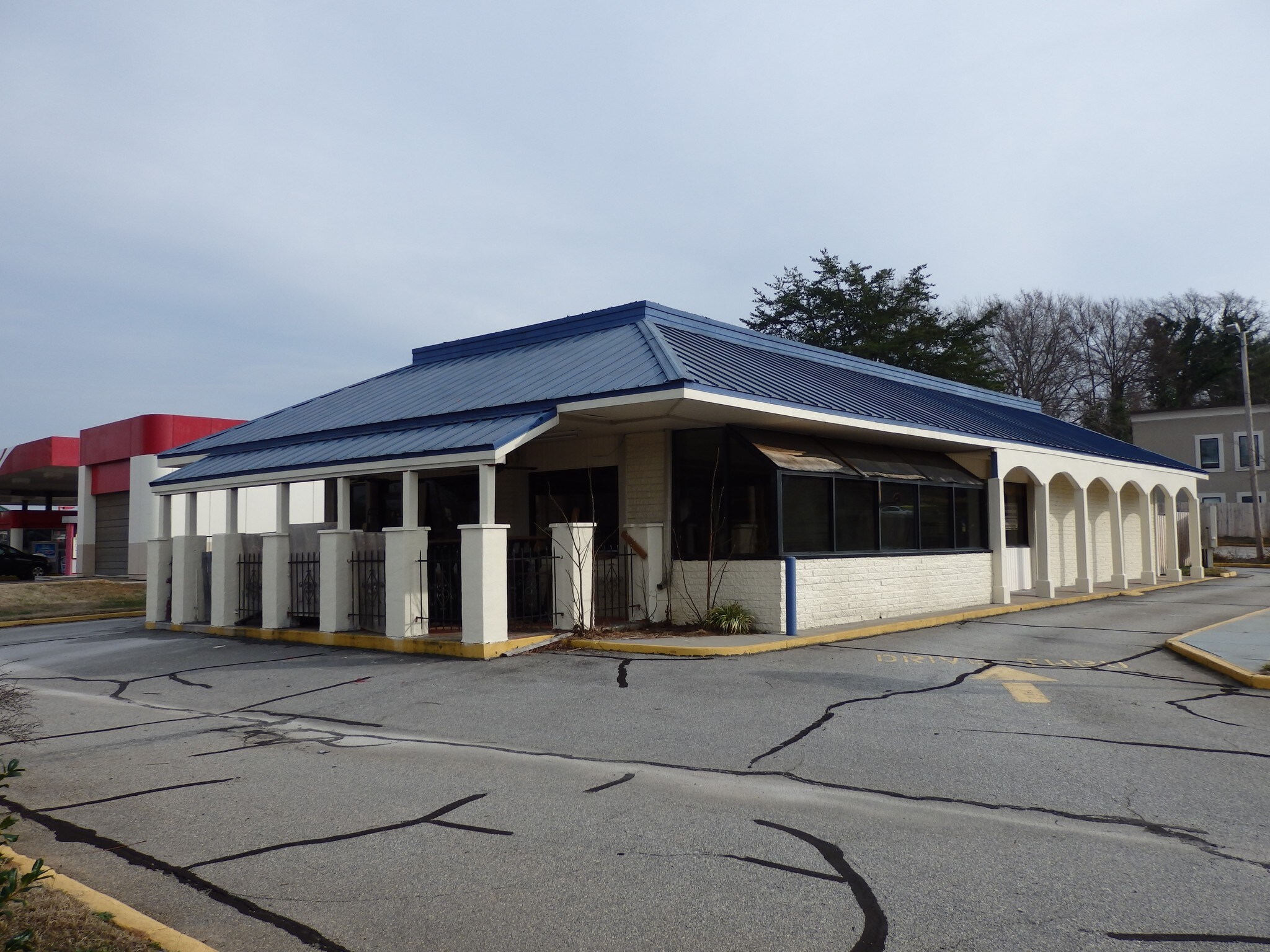 903 W Wade Hampton Blvd, Greer, SC for sale Building Photo- Image 1 of 1