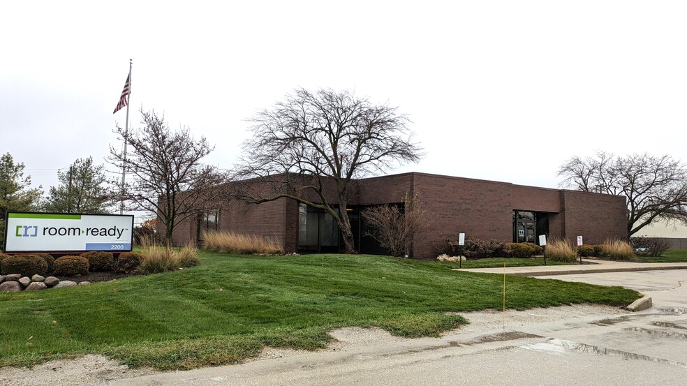 2200 N Main St, Normal, IL for sale - Primary Photo - Image 1 of 20