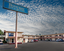 Rodeway Inn & Suites Omak - Motel