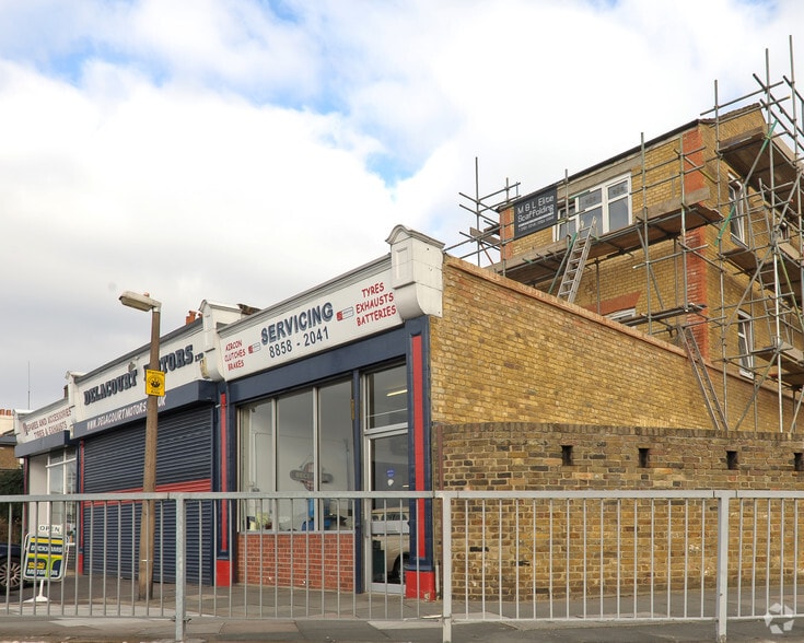 21-25 Delacourt Rd, London for sale - Building Photo - Image 1 of 1