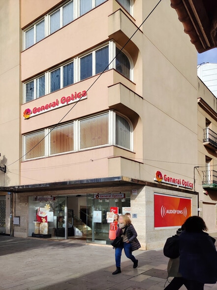 Office in Granollers, Barcelona for lease - Building Photo - Image 2 of 21