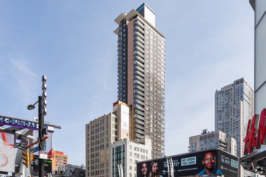 252 Victoria St, Toronto, ON for sale - Primary Photo - Image 1 of 1