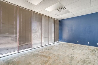 401 S Jim Wright Fwy, Fort Worth, TX for lease Interior Photo- Image 1 of 5