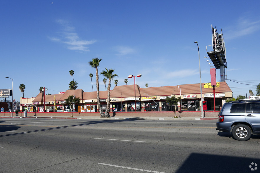 7201-7227 Balboa Blvd, Van Nuys, CA for sale - Building Photo - Image 1 of 1