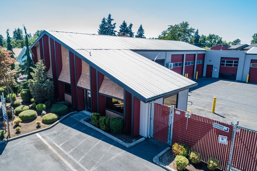 1365 N Front St, Woodburn, OR for sale - Primary Photo - Image 1 of 1